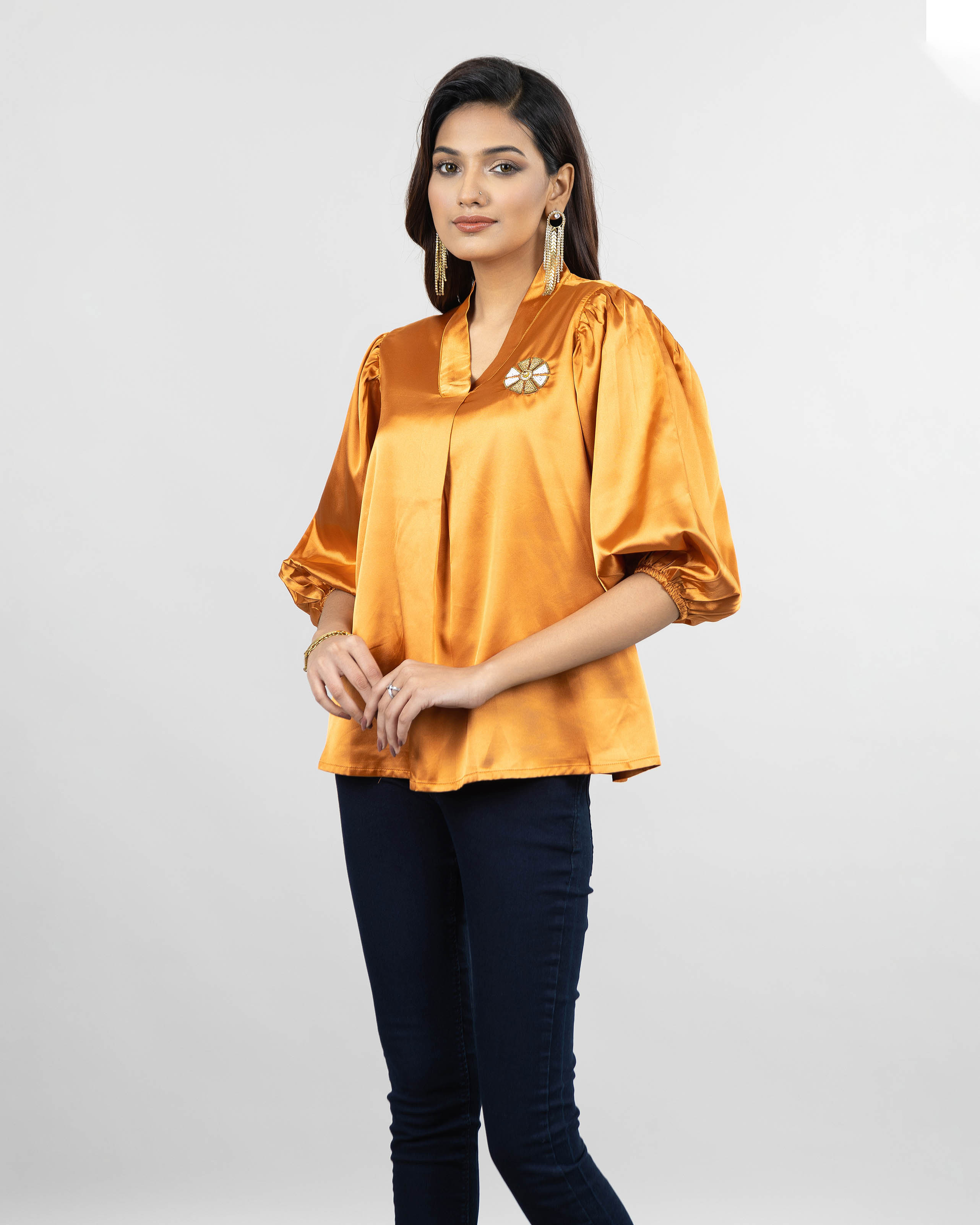 WOMENS WOVEN SHORT TOPS