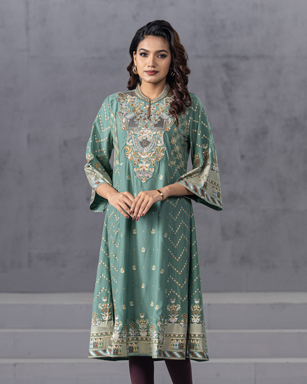 WOMENS WOVEN LONG KURTI