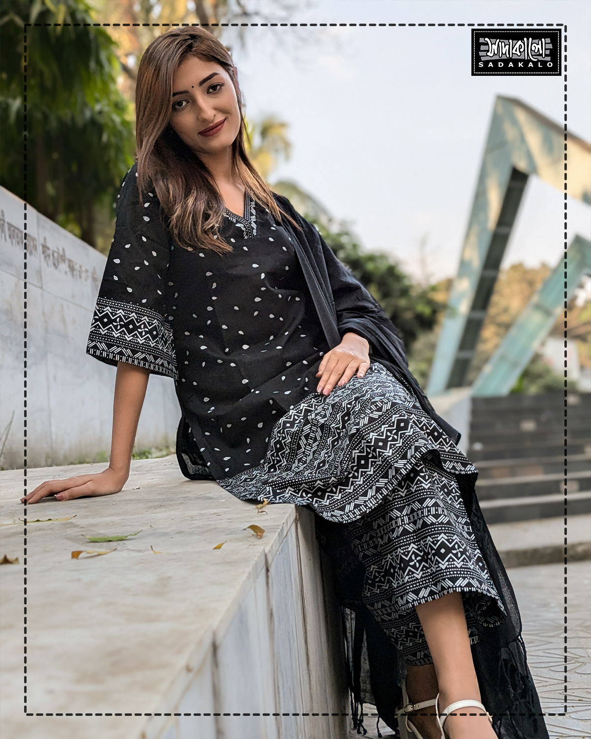 New Arrivals Screen Print Design Black Color Kameez Set