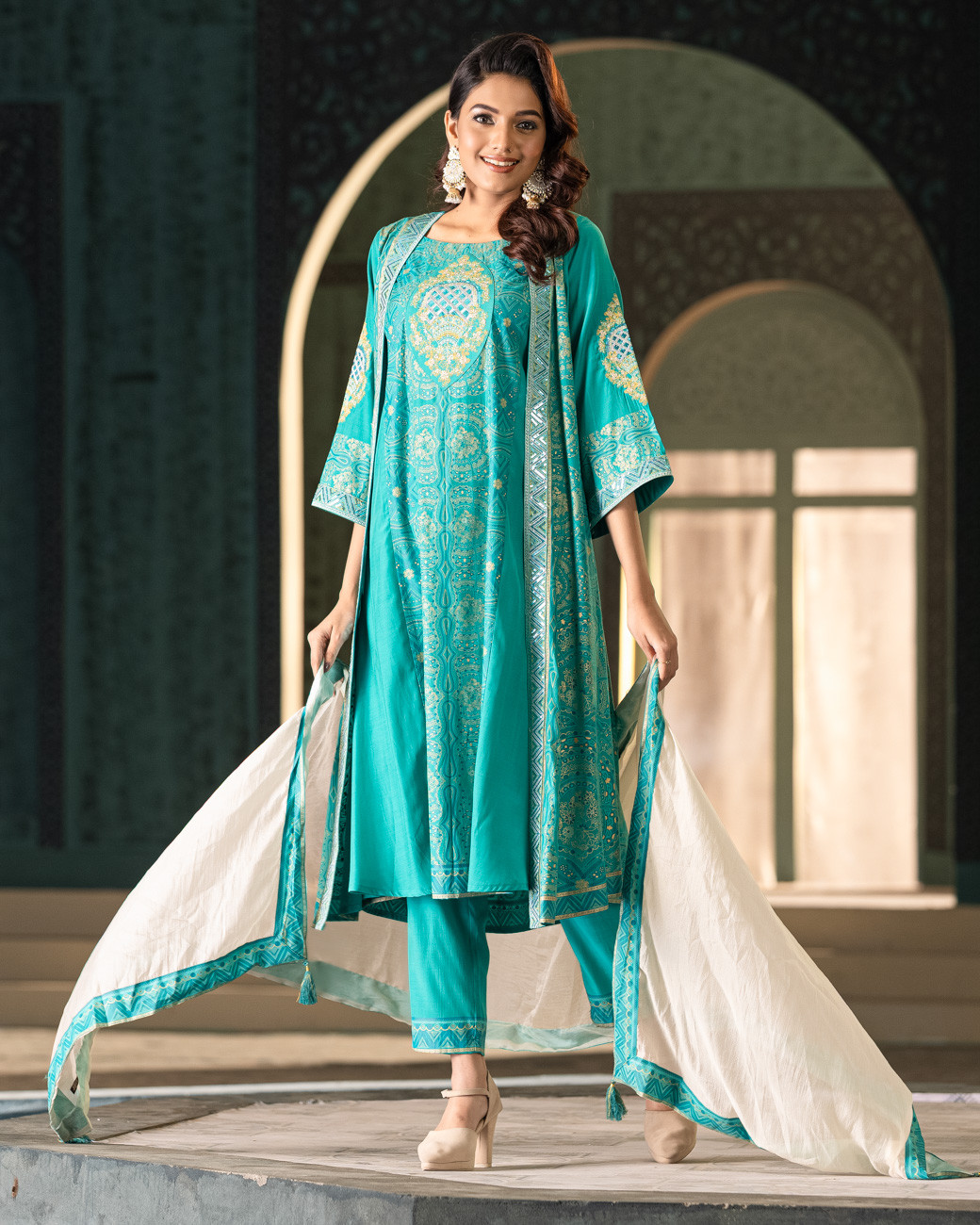 WOMEN'S WOVEN SALWAR SUIT