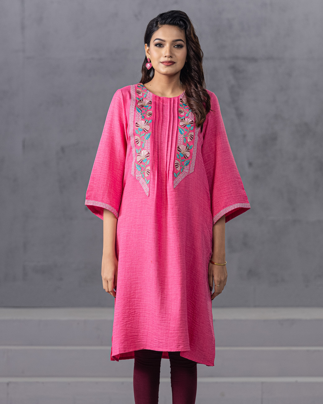 WOMENS WOVEN LONG KURTI